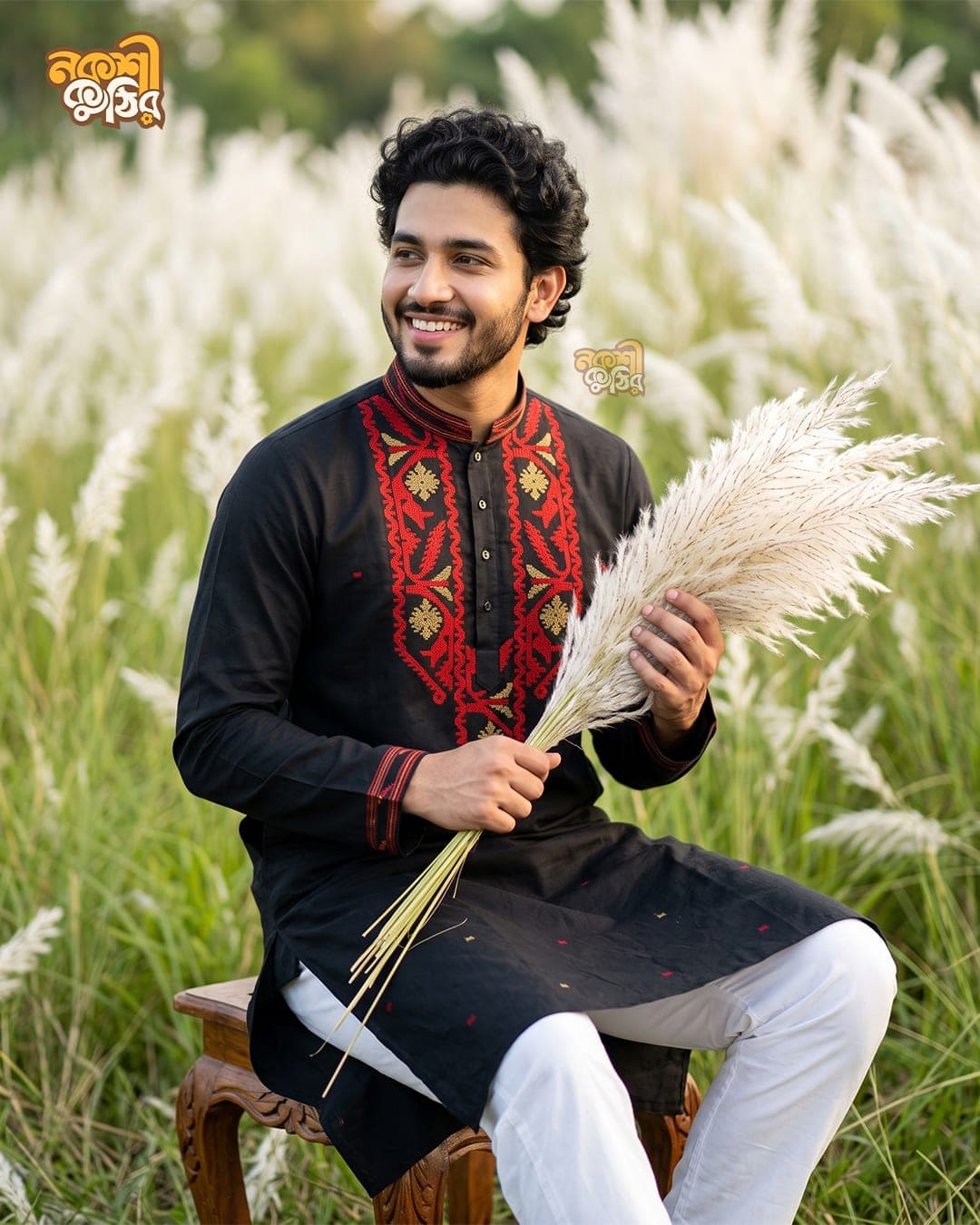 প্রিমিয়াম জামদানি পাঞ্জাবি — কালো (লাল)